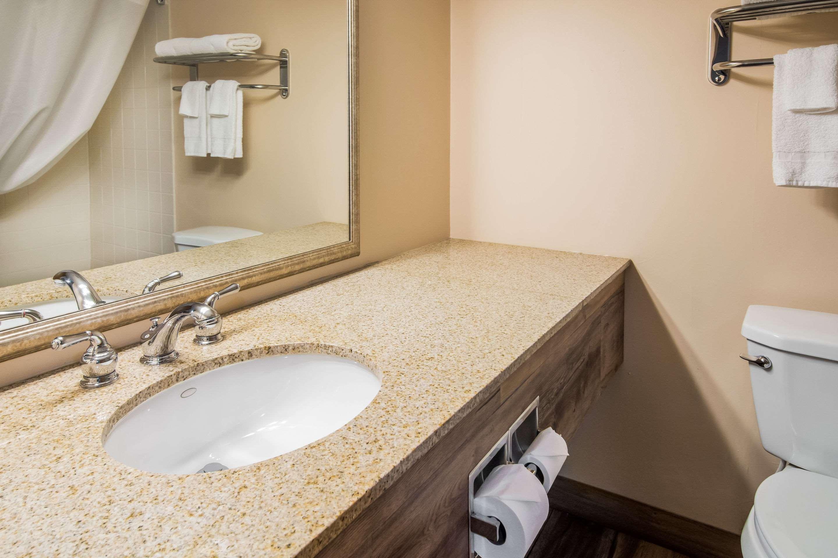Quality Inn & Suites Virginia Kültér fotó
